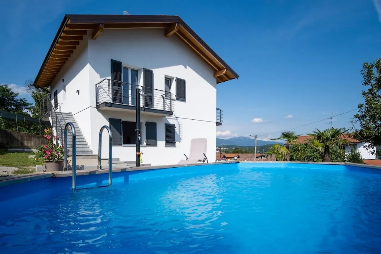 Appartement Casa Charlie à Arcisate