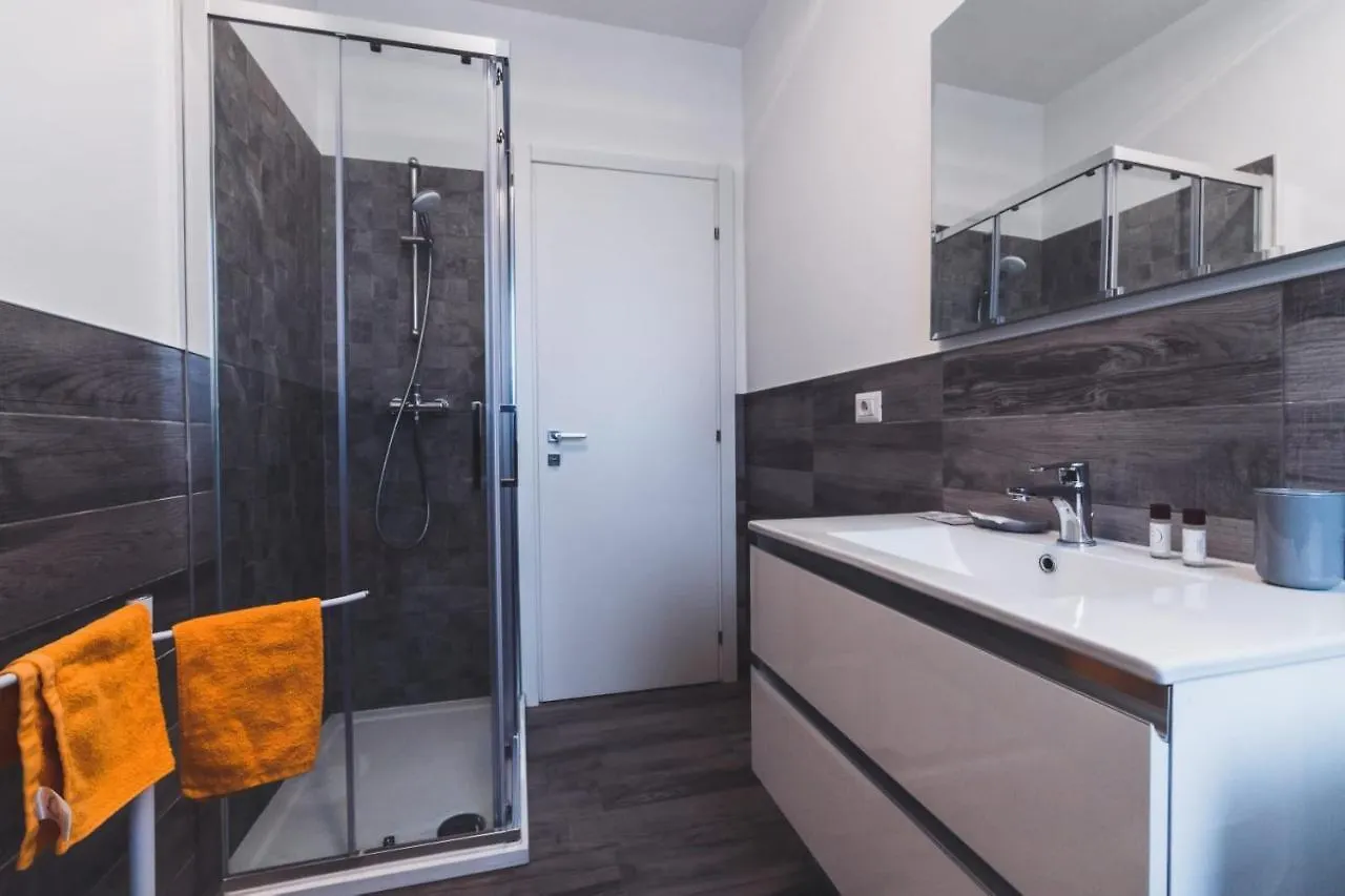 Casa Charlie Apartment Arcisate Italy