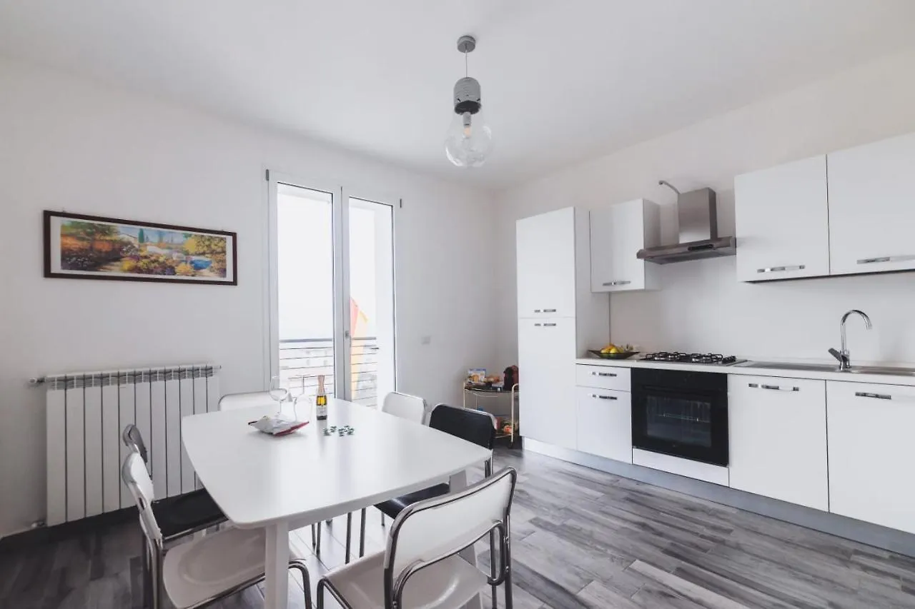 Casa Charlie Apartment Arcisate 0*,