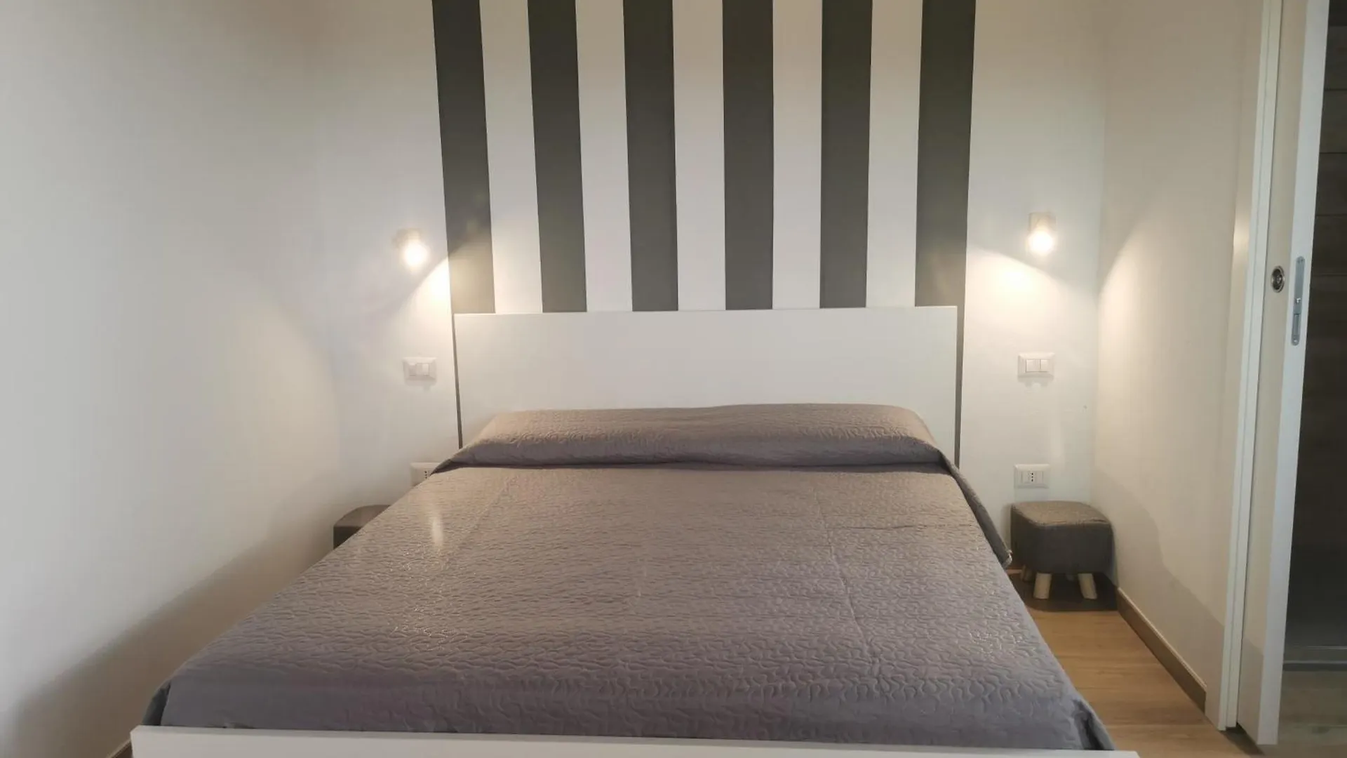 Casa Charlie Apartment Arcisate Italy