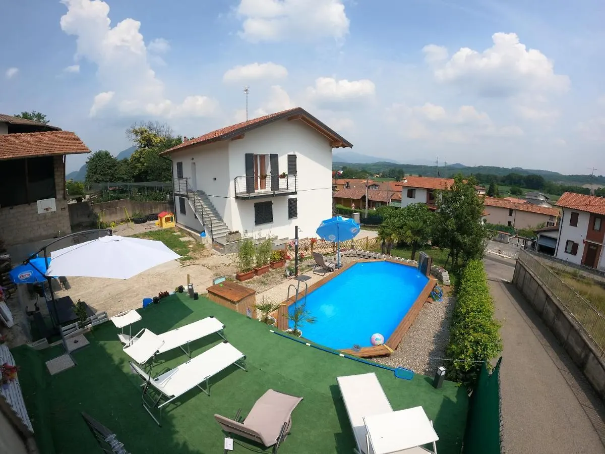 Appartement Casa Charlie à Arcisate